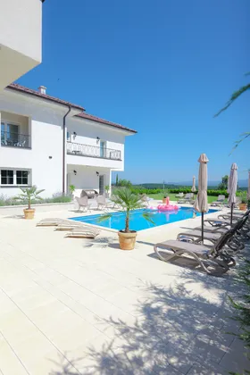 Luksuzna vila sa bazenom - Vrnjačka Idila - Vrnjačka Banja