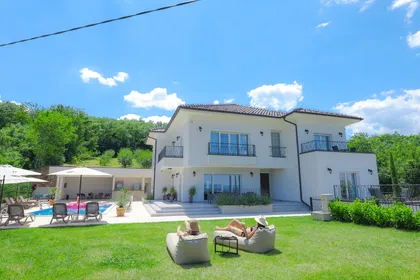 Luksuzna vila sa bazenom - Vrnjačka Idila - Vrnjačka Banja